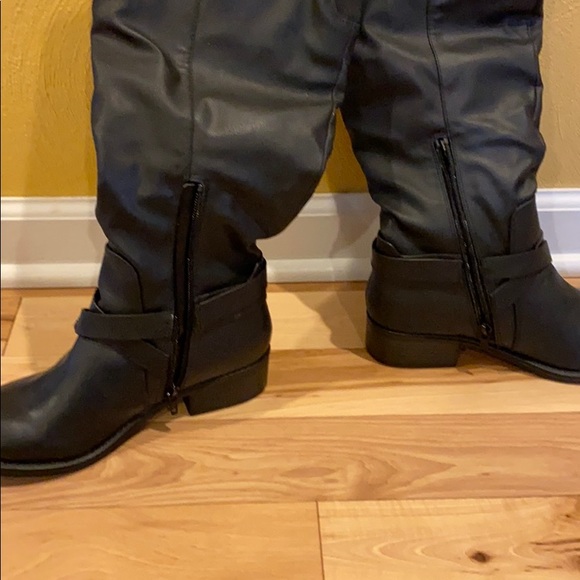 Boots! - Picture 3 of 6